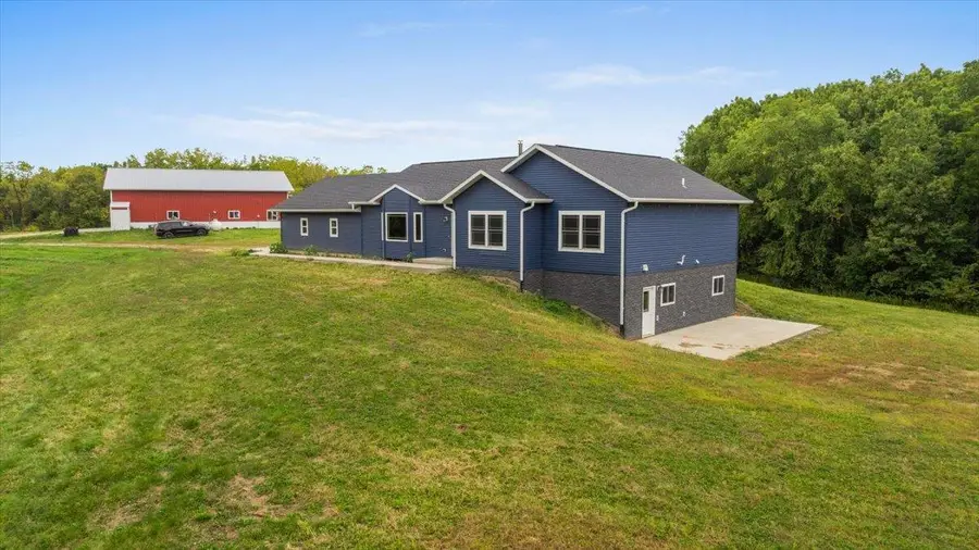 13710 Airport Road, Ferryville, WI 54628 - Image #2