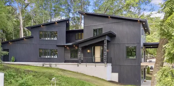 9795 N Highland Road, Edgerton, WI 53534