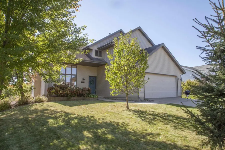 6421 Dylyn Drive, Madison, WI 53719 - Image #2