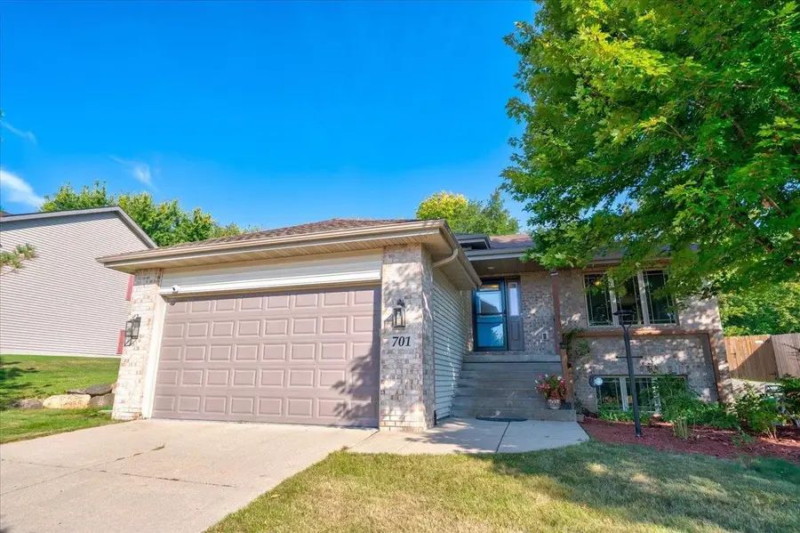 701 Killian Trail, Cottage Grove, WI 53527 - Image #2