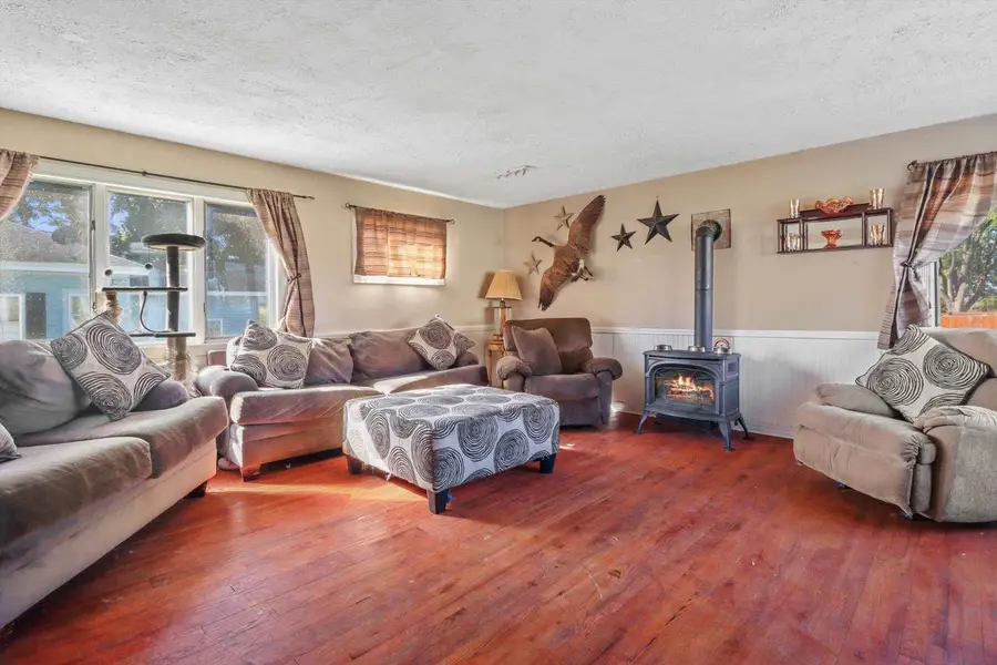 317 Roberts Street, Cambria, WI 53923 - Image #2