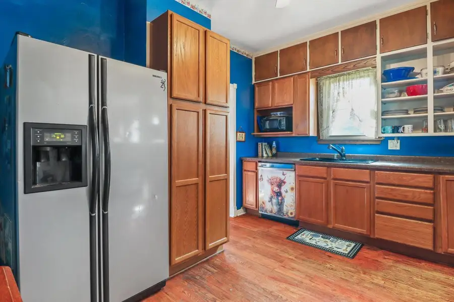 317 Roberts Street, Cambria, WI 53923 - Image #3