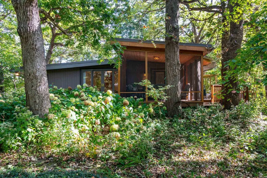 208 Saratoga Circle, Madison, WI 53705 - Image #2