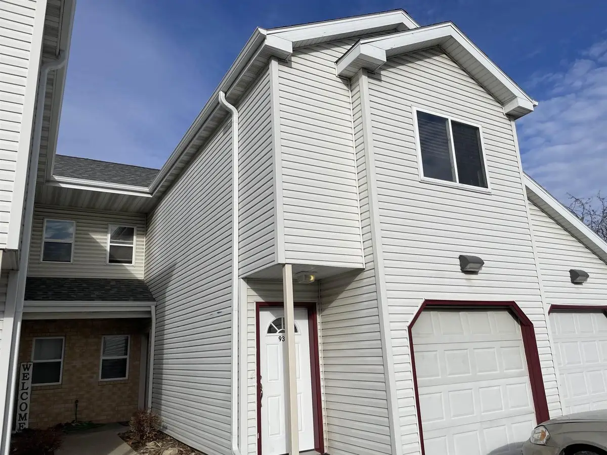 939 Rockefeller Lane, Madison, WI 53704 - Image #1