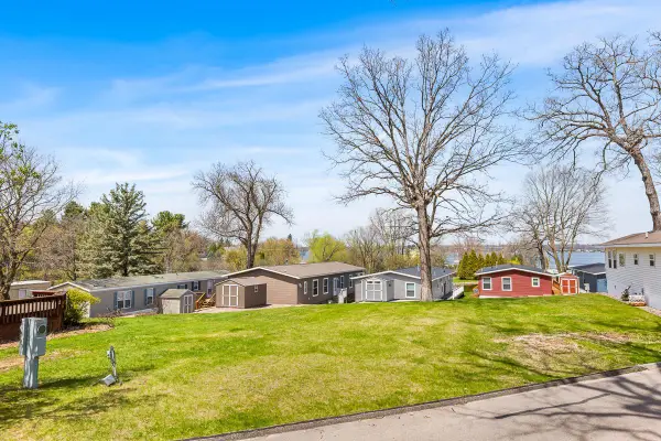W1325 Spring Grove Road, Ripon, WI 54971