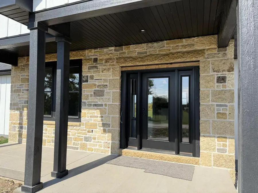 192 Antoine Street, Mineral Point, WI 53565 - Image #3