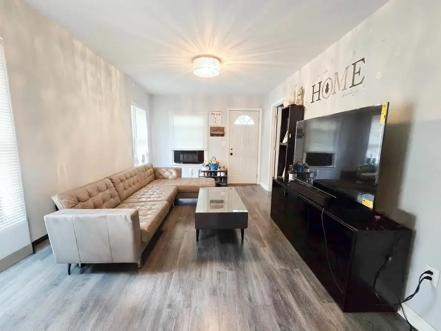 1131 6th Street, Beloit, WI 53511 - Image #2