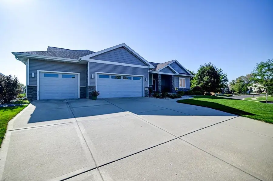 1339 Heritage Lane, Sun Prairie, WI 53590 - Image #3