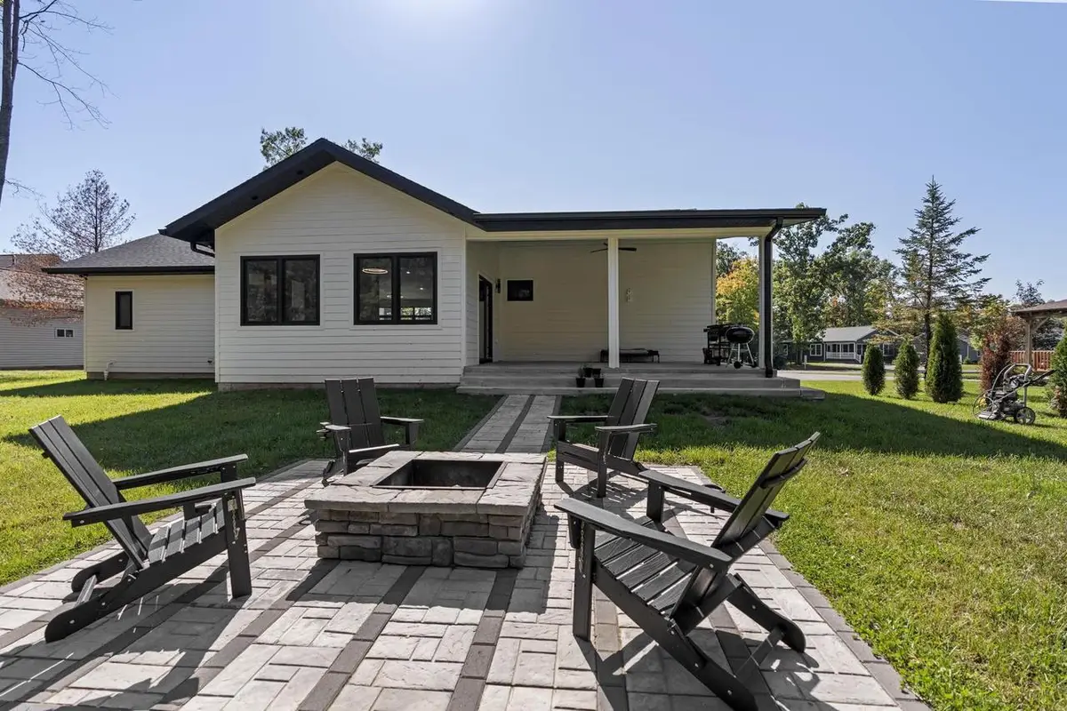 383 Oakbrook Drive, Wisconsin Dells, WI 53965 - Image #1