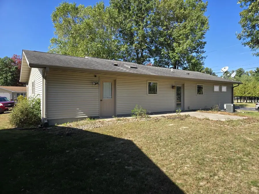 402 A Quincy Street, Friendship, WI 53934 - Image #3