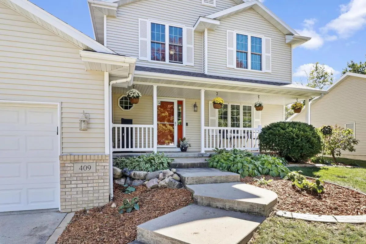 409 Old Indian Trail, Deforest, WI 53532 - #1