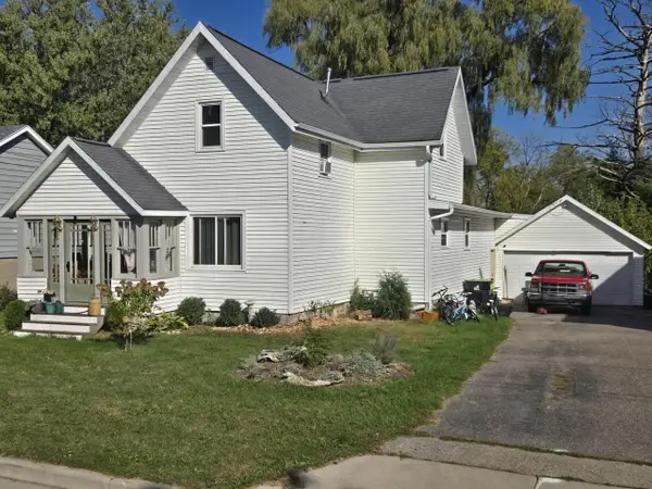 226 S High Street, Markesan, WI 53946