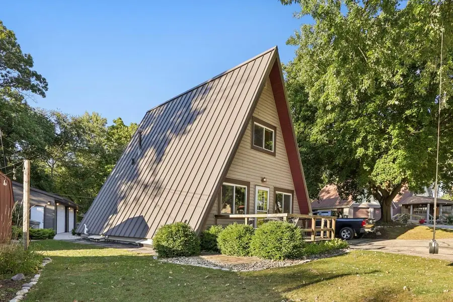 W9380 Ripley Road, Cambridge, WI 53523 - Image #2