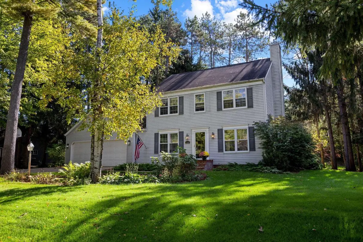 1749 Ives Lane, Suamico, WI 54173 - #1