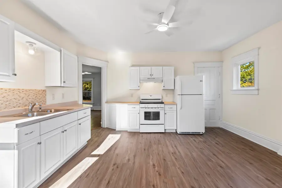 516 E Beloit Street, Orfordville, WI 53576 - Image #3