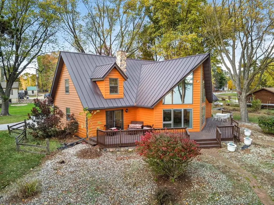 W913 W Northshore Drive, Montello, WI 53949 - Image #2