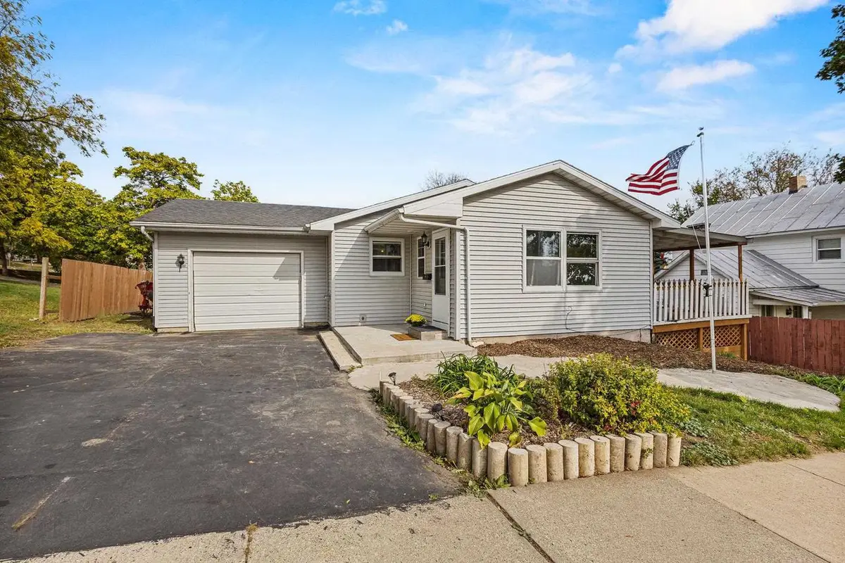 307 Martin Street, Baraboo, WI 53913 - Image #1