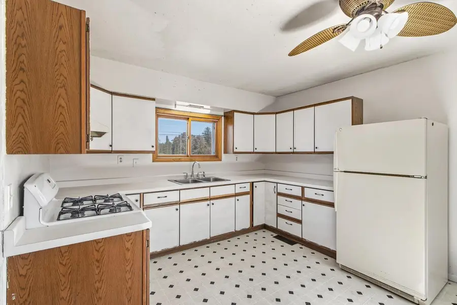 152 Central Avenue, Montello, WI 53949 - Image #3