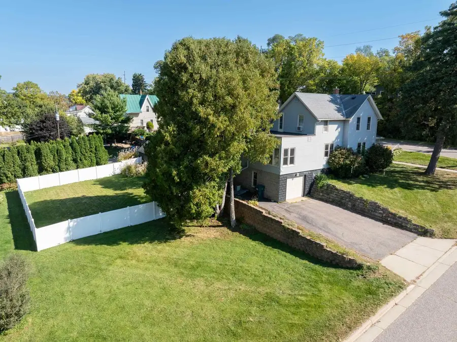420 Vine Street, Baraboo, WI 53913 - Image #3
