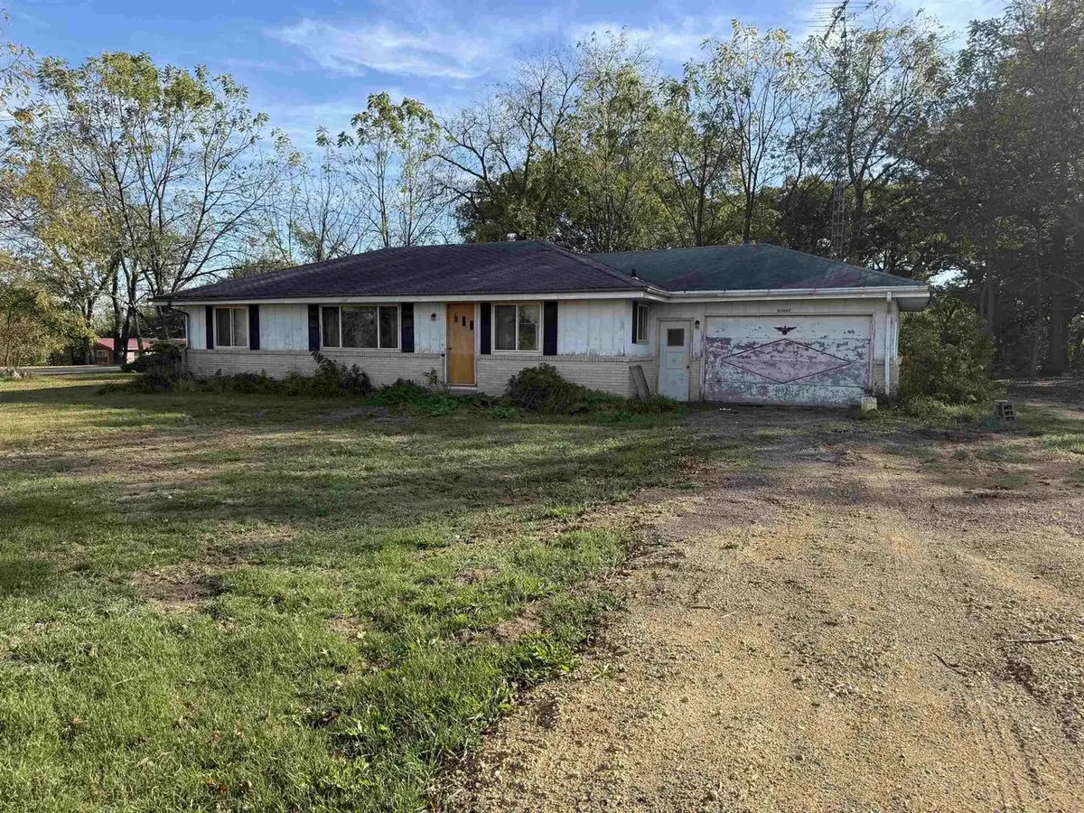 N2492 Tremaine Road, Clinton, WI 53525 - Image #1