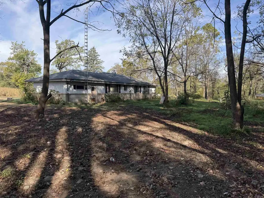 N2492 Tremaine Road, Clinton, WI 53525 - Image #3