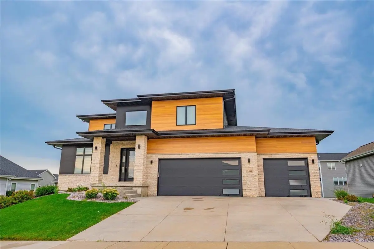 2596 Fahey Glen, Fitchburg, WI 53711 - Image #1