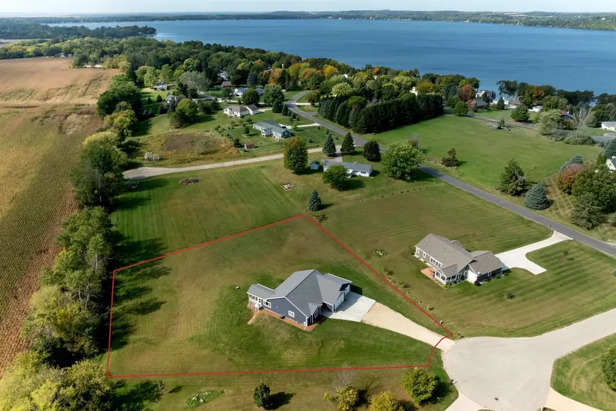 N4267 Cherokee Court, Markesan, WI 53946 - Image #2