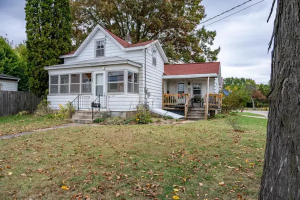 825 E State Street, Mauston, WI 53948