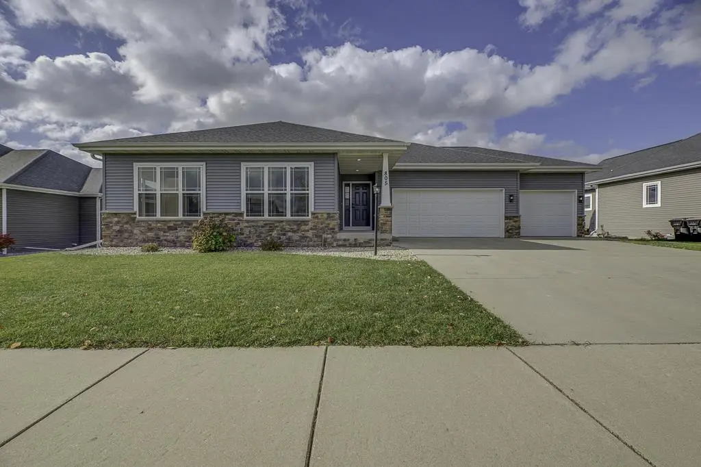 805 Yorktown Road, Deforest, WI 53532 - Image #1