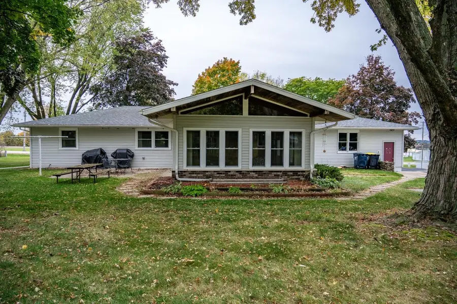 1100 Division Street, Mauston, WI 53948 - Image #2