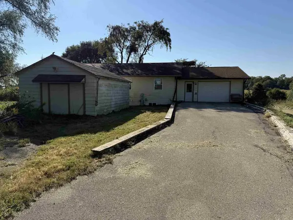 5411 N County Line Road, Whitewater, WI 53190