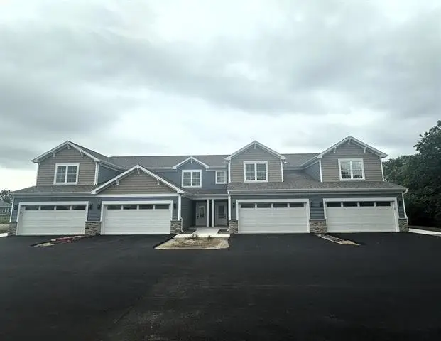 3162 S Bartells Drive, Beloit, WI 53512 - Image #2