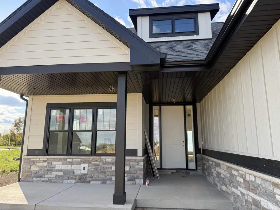 850 Capitol Drive, Dane, WI 53529 - Image #2