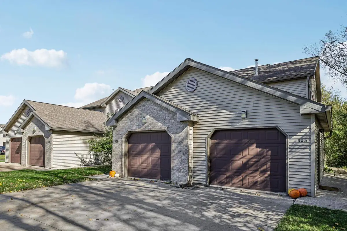 123 Waverly Drive, Cambridge, WI 53523 - Image #1