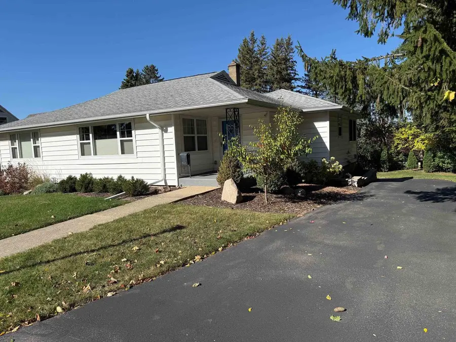 2411 5th Street, Monroe, WI 53566 - Image #2