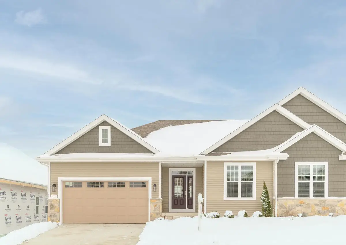 714 Cozy Farm Road, Waunakee, WI 53597 - Image #1