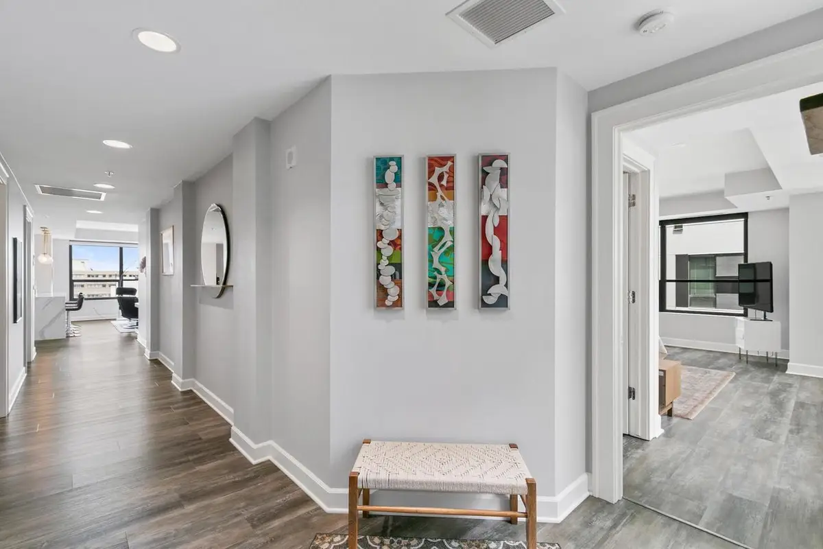 137 E Wilson Street #1113, Madison, WI 53703 - Image #1