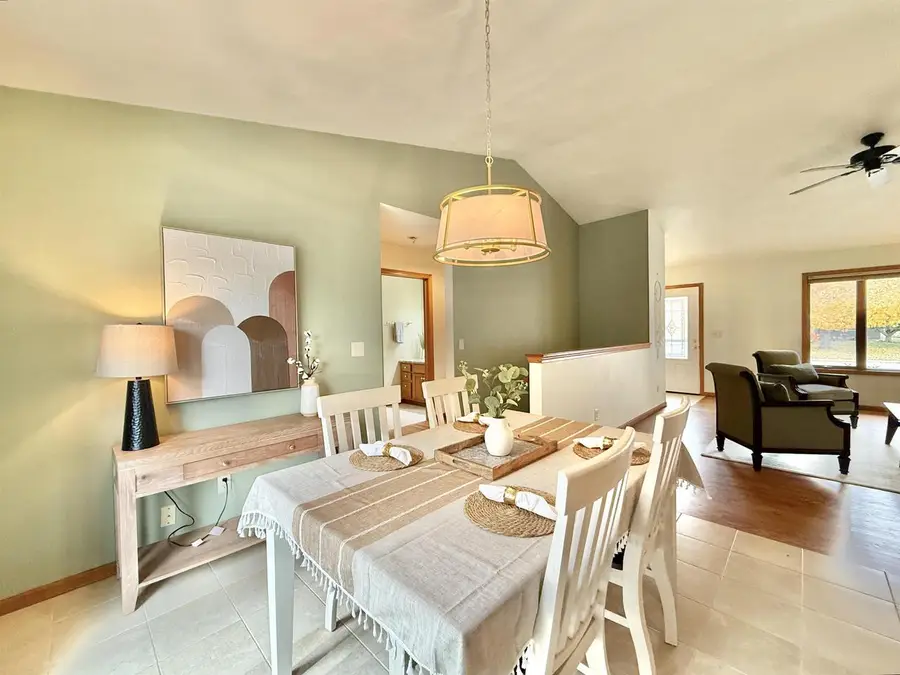 5065 N Walnut Grove Road, Milton, WI 53563 - Image #3