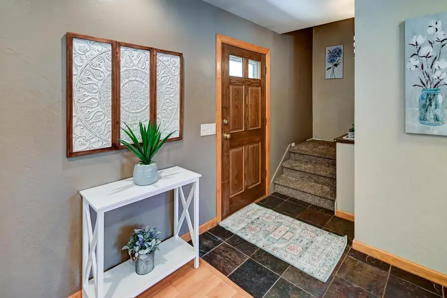 1618 Angel Crest Way, Madison, WI 53716 - Image #3