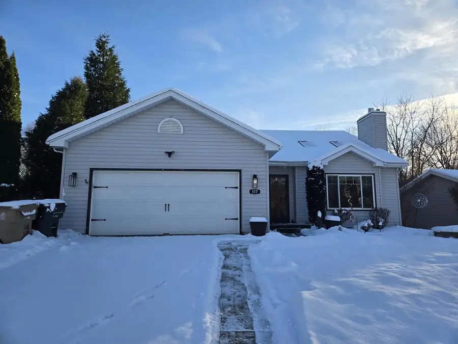 117 Knutson Drive, Madison, WI 53704 - Image #3