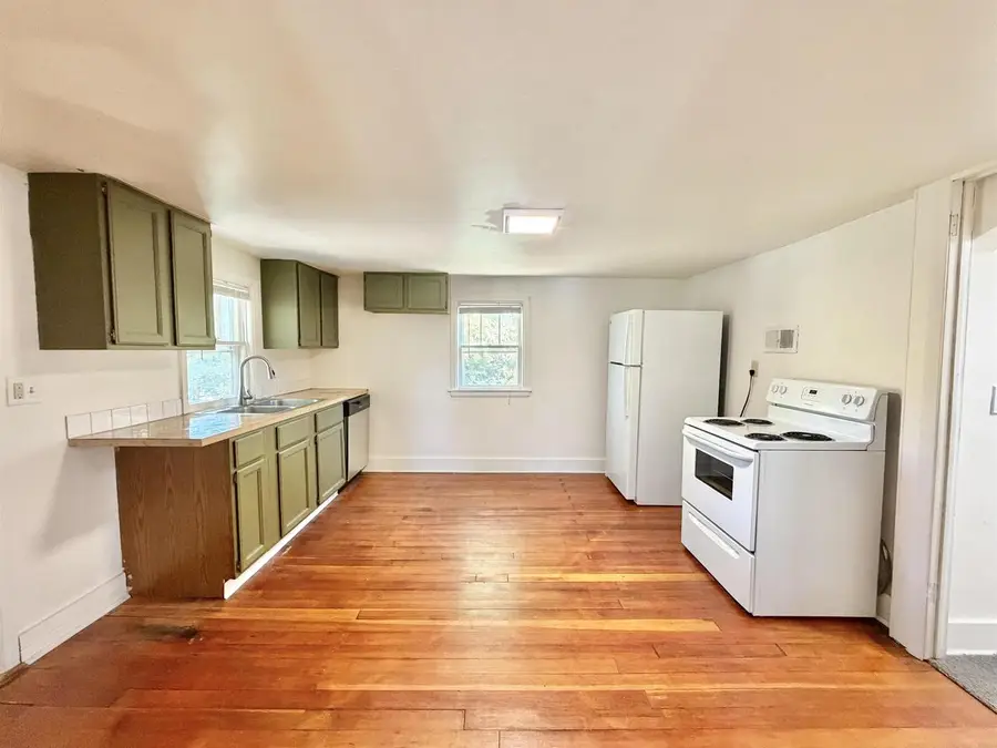 1838 Spohn Avenue, Madison, WI 53704 - Image #3