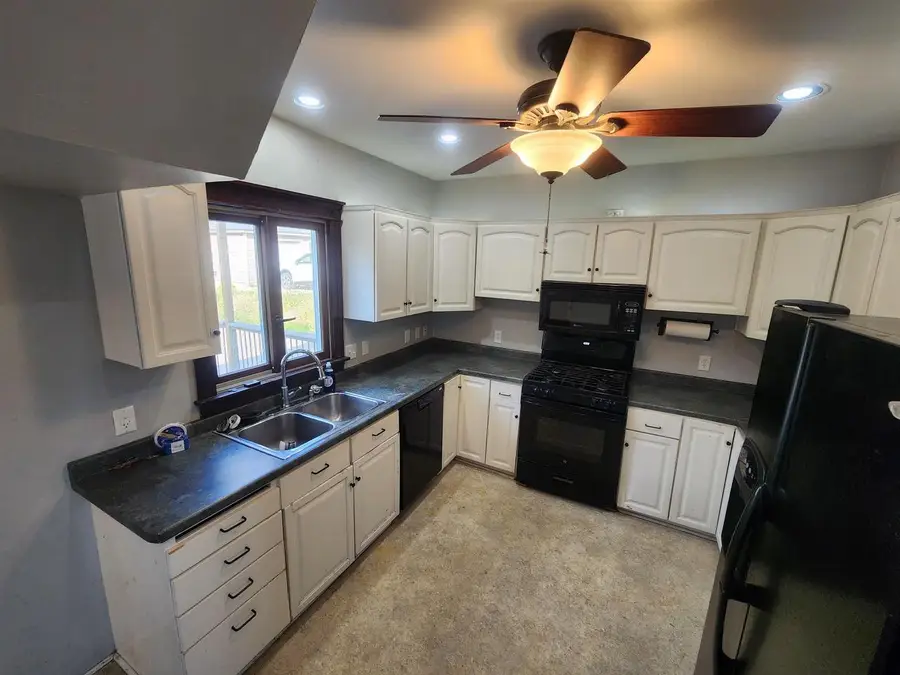 200 S Harrison Street, Stoughton, WI 53589 - Image #3