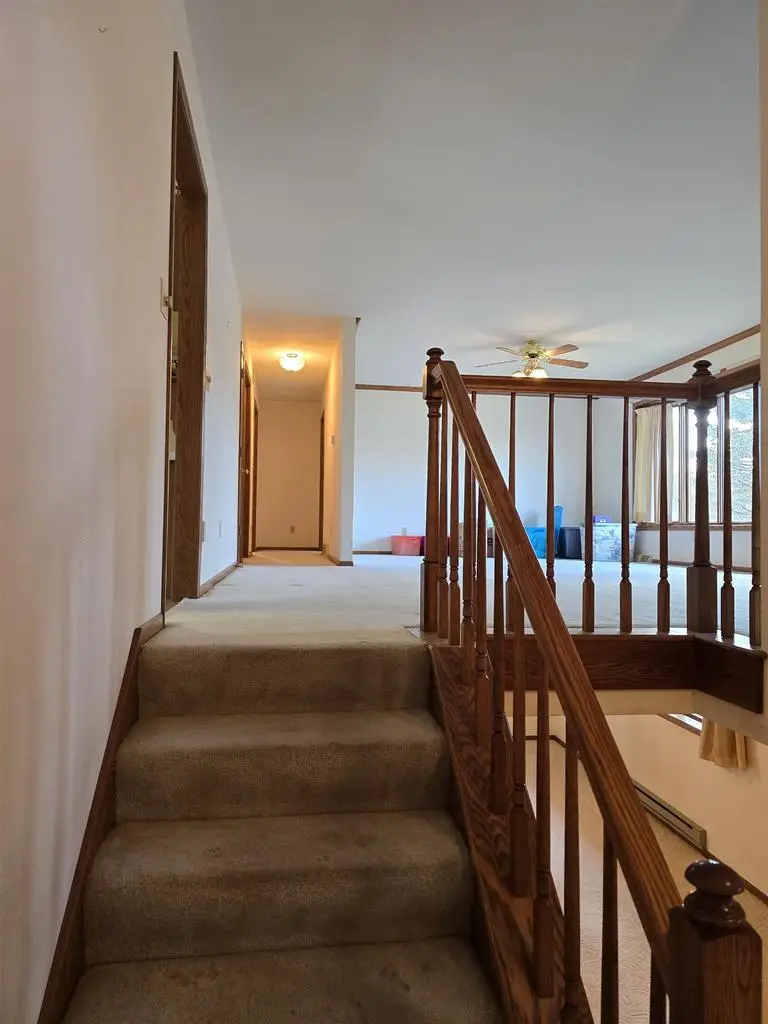 1555 W Golf Drive, Platteville, WI 53818 - Image #3