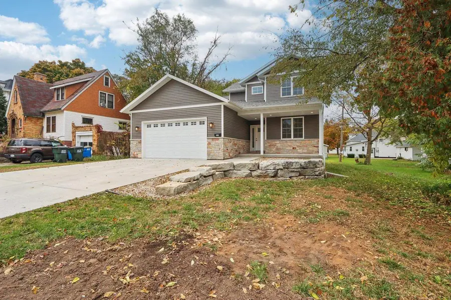 127 E Franklin Street, Portage, WI 53901 - Image #3