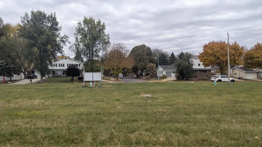 3626 Portage Road, Madison, WI 53704 - Image #2