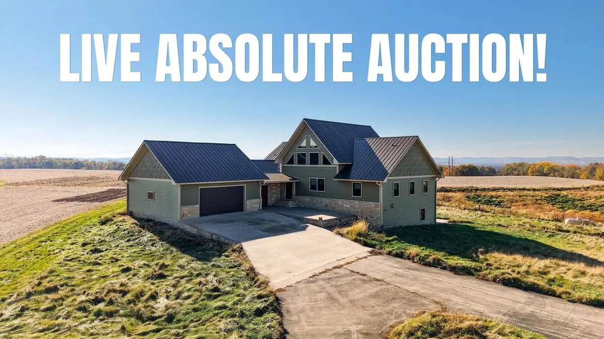 10609 Cadwell Road, Cassville, WI 53806 - Image #1