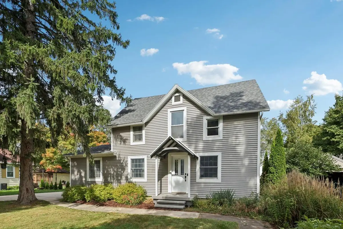 149 W Reynolds Street, Cottage Grove, WI 53527 - Image #1