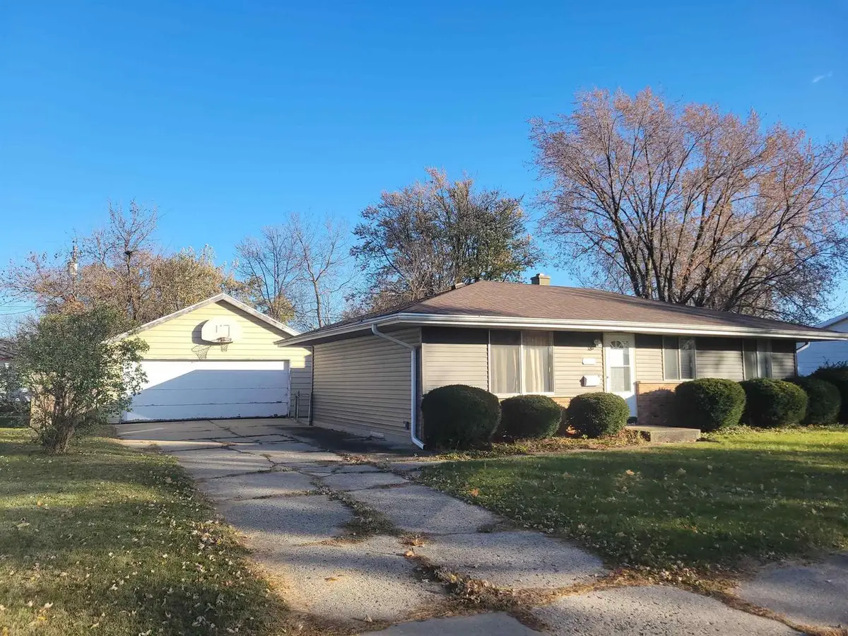 2205 S Palm Street, Janesville, WI 53546 - Image #1