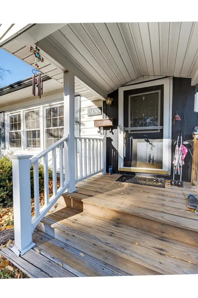 506 W Division Street, Dodgeville, WI 53533 - Image #2