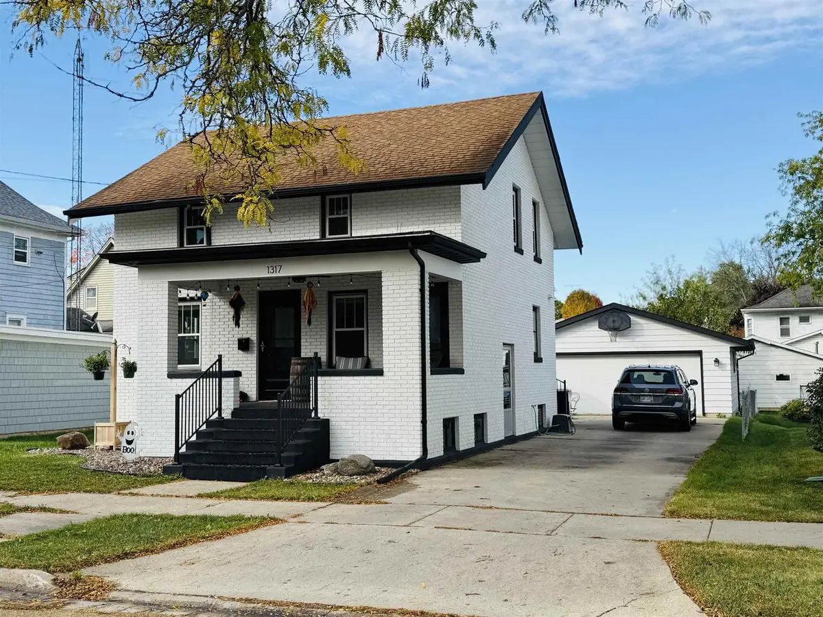 1317 22nd Avenue, Monroe, WI 53566 - Image #1